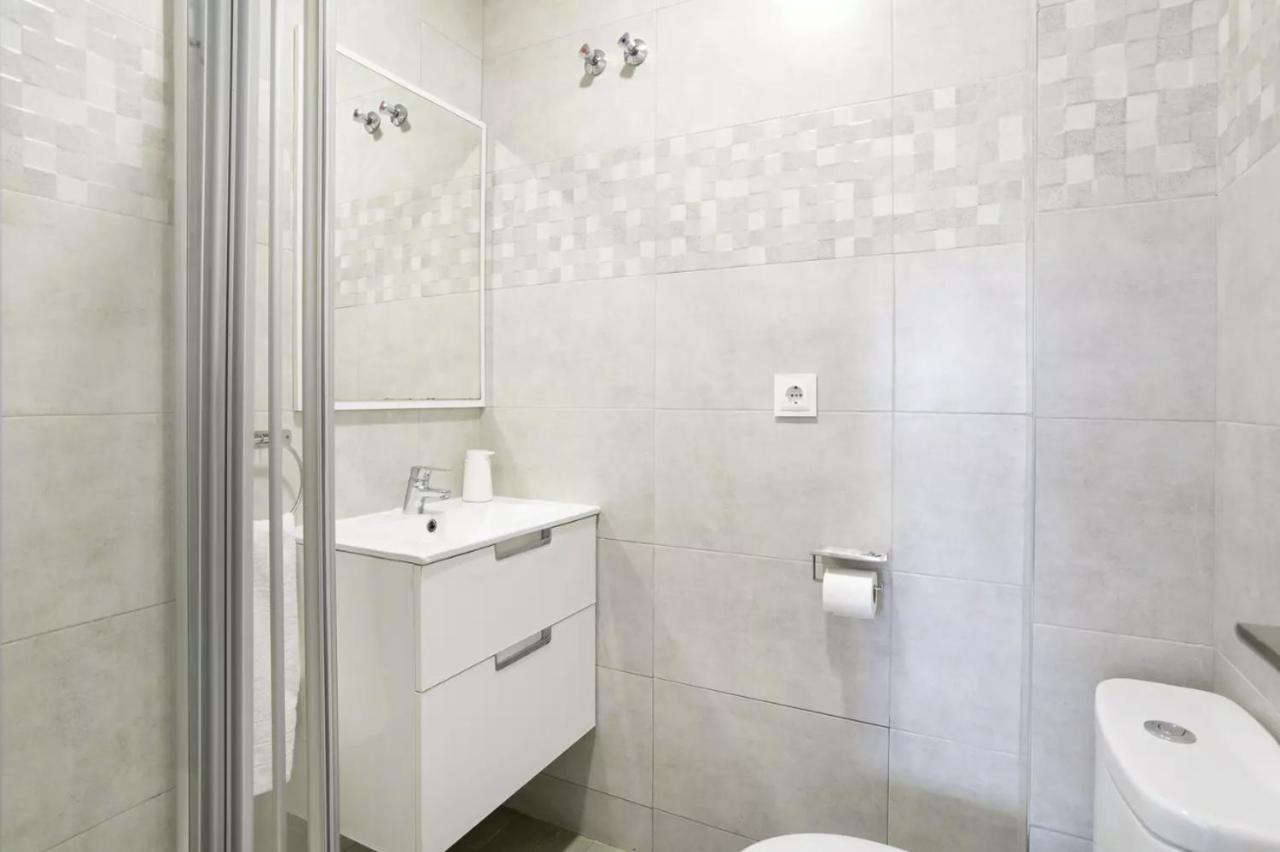 Very Nice And Modern Flat, In Alicante Center Buitenkant foto